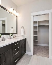 29-Master-Bathroom