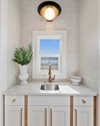25-Butlers-Pantry