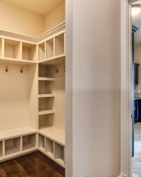 027_interior-view